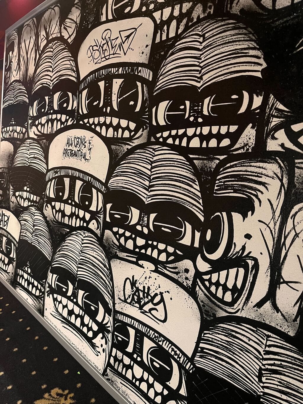 Fratzen Ansicht Ausstellung CODY SENDET EIN LEBENSZEICHEN