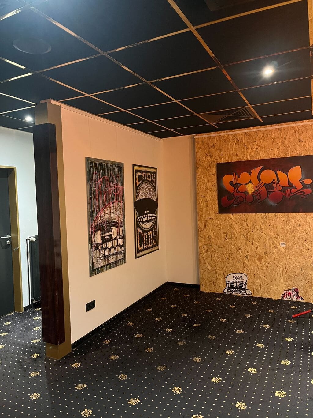 Ansicht Ausschnitt Ausstellung CODY SENDET EIN LEBENSZEICHEN